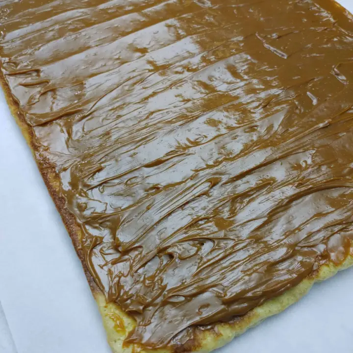 Pionono with Dulce de Leche