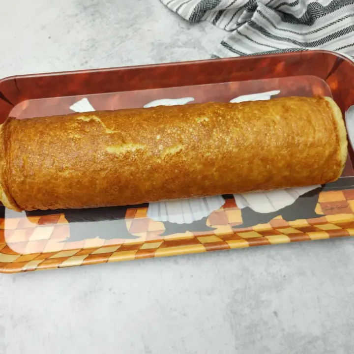Pionono with Dulce de Leche